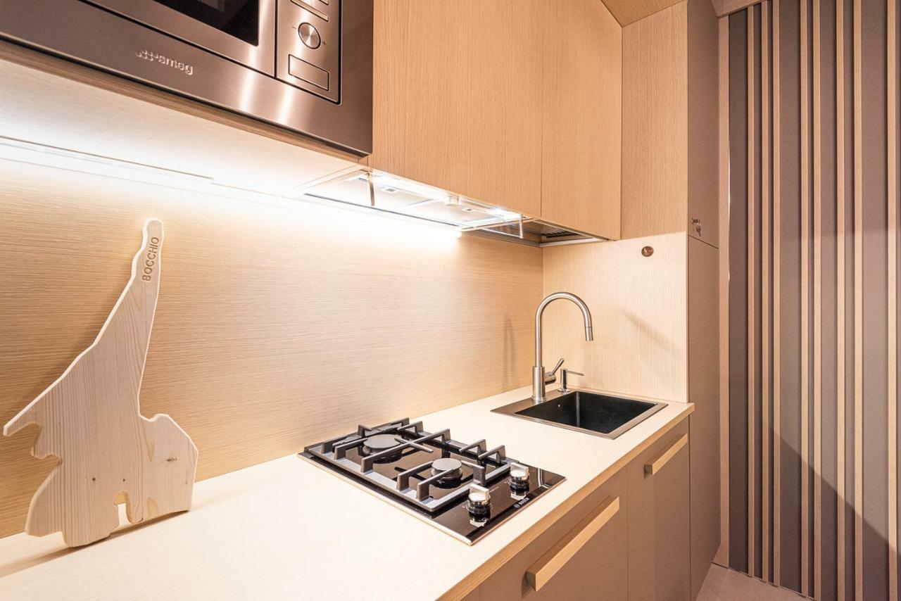 Dreamy Apartment Tre Corone Old Town Desenzano del Garda Eksteriør billede
